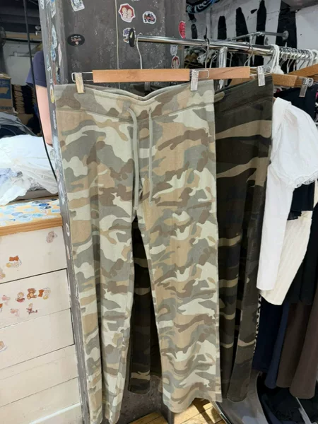 Bm New American-Style Low-Waist Drawstring Camouflage Straight-Leg Pants for Women, Versatile Casual Slim-Fit Elastic Waist Long Pants, Trendy Sweatpants