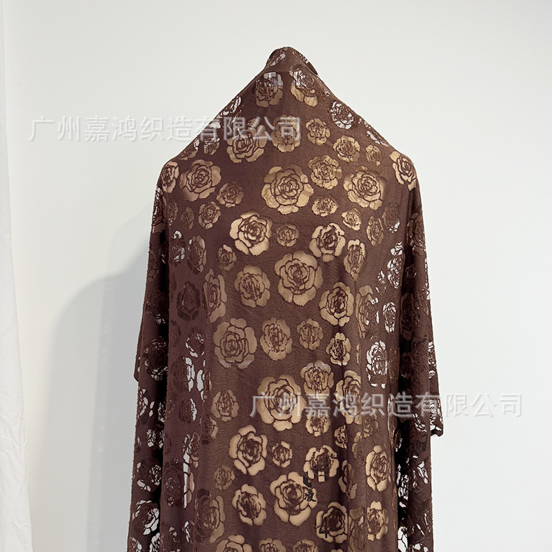 Primavera y verano agujeros jacquard tela de punto tulle suave falda abrigo cardigan tela de moda casual de mujer