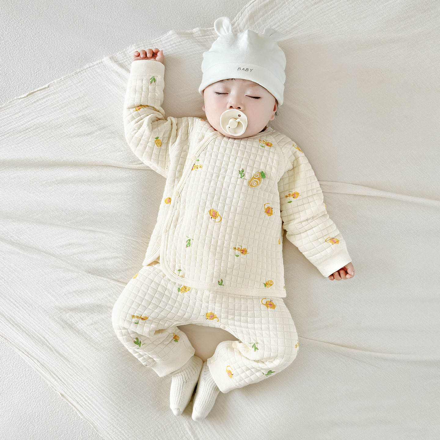 Baby calentamiento ropa interior set otoño-invierno recién nacidos hombres y mujeres base de algodón cintura alta protector del estómago split baby chaqueta de otoño pantalones de otoño