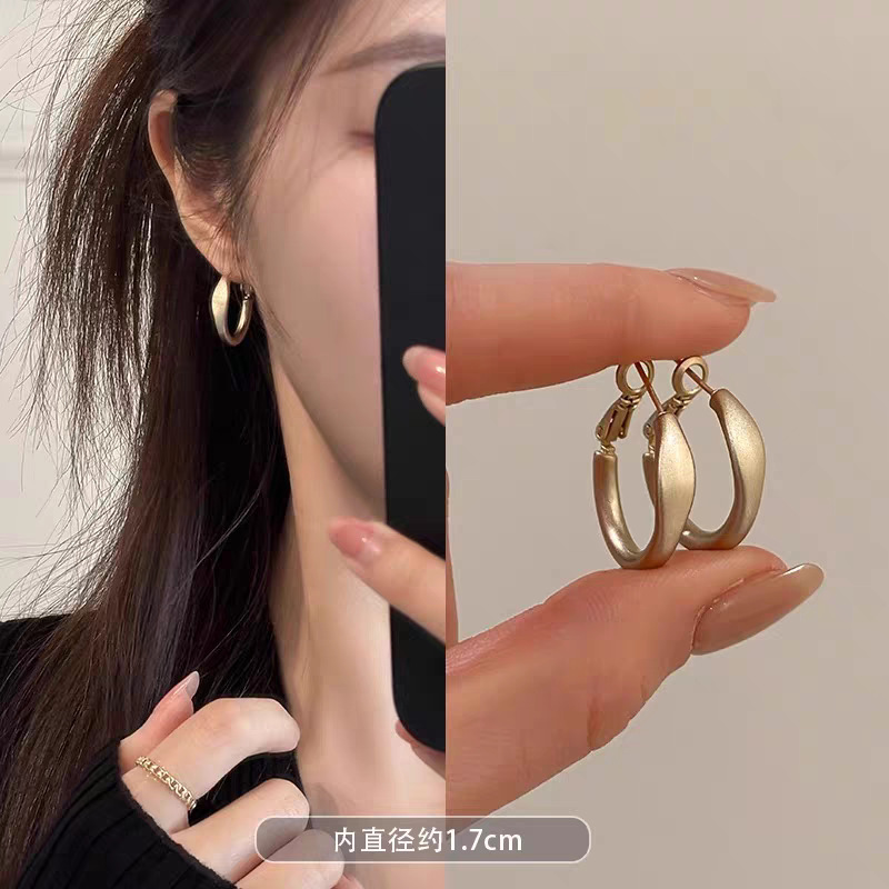 26 # Frosted gold earrings