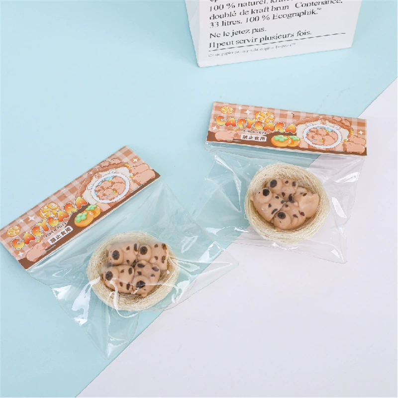 Маленькая красная книга взорвала гнездо Капибара распаковать милую форму, сдавить декомпрессию, медленно отскочить, зажимать игрушку