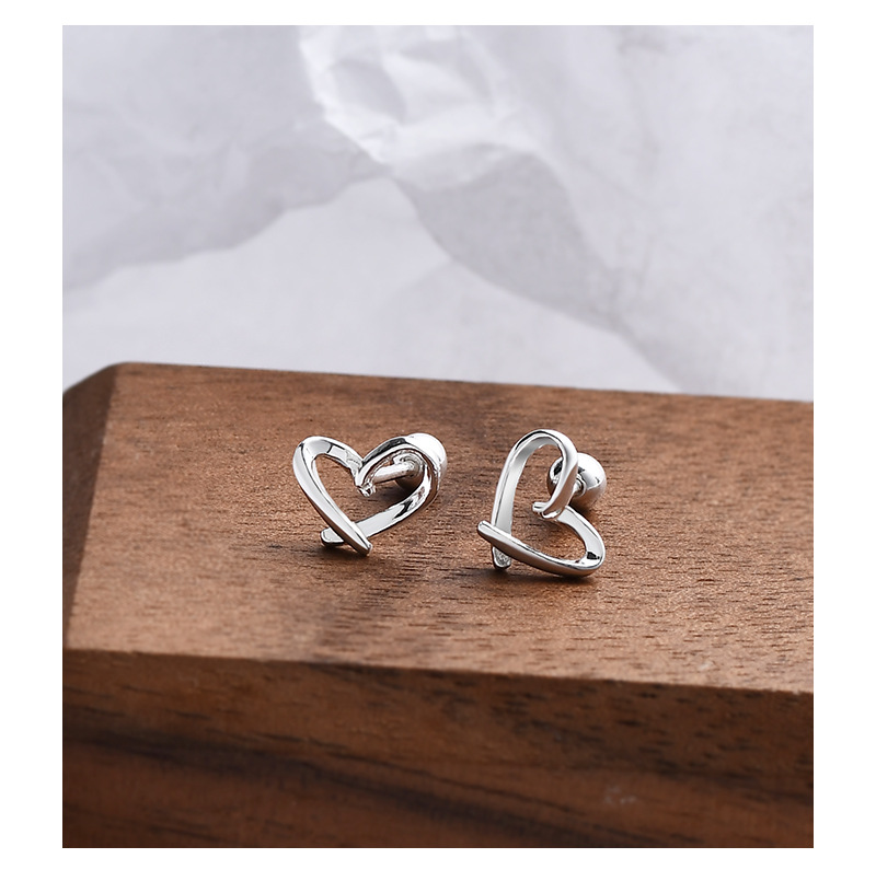 Heart Shape Pattern Women's Gender 1 Pair 925 Sterling Silver Heart Shape Ear Studs