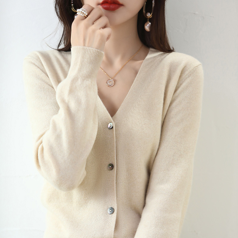 春と秋の新型vネックニットカーディガンの女性服のゆったりとした大きいサイズの純色のセーターの短いコートの上着|undefined