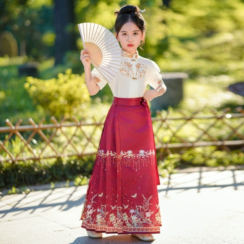 Набор для девочек Ma Mian Skirt 2025: Новый летний высококачественный детский костюм в национальном стиле Hanfu для маленьких и старших девочек в древнем стиле Tang.