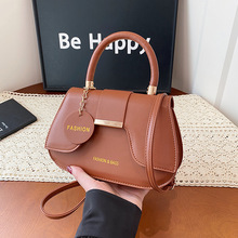 ����С���OӋ�����R����Ů2025�¿���⼃ɫ�ٴ�С���L�μ�б���