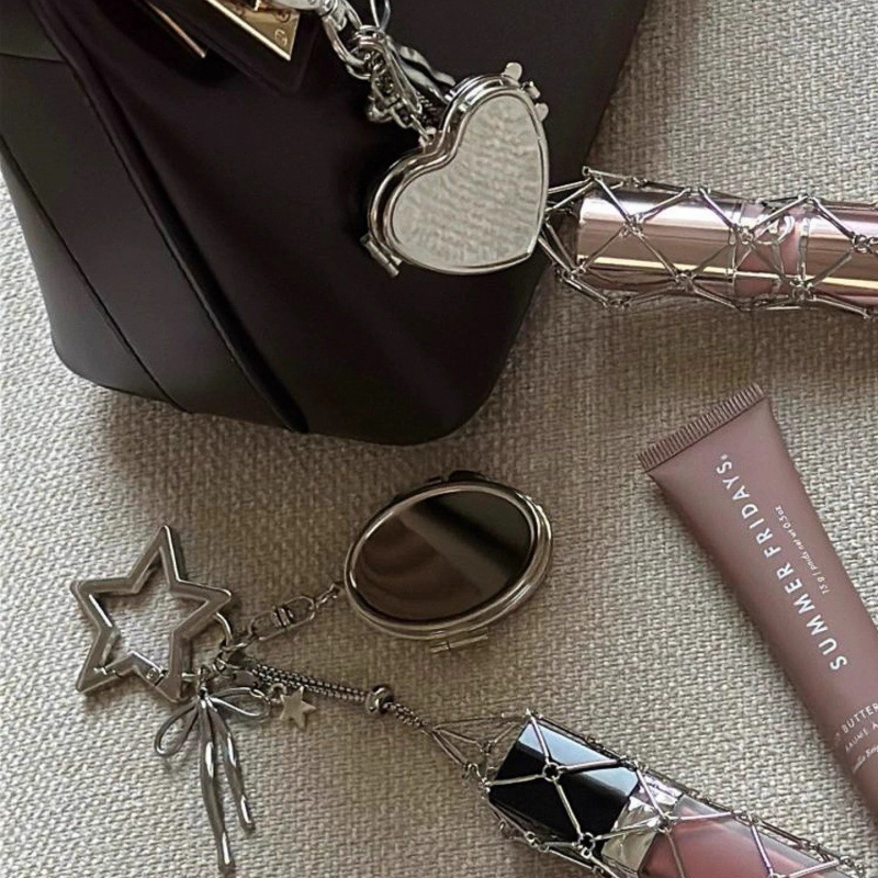 Nuevo alto nivel de sensación de plata red bolso de bolsillo colgante bolso de lápiz labial de moda colgante bolso de llave de viento de la mujer colgante