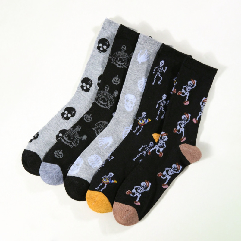 Cross-Border Socks with Skull Design, Popular Halloween Creative Ins Trendy Socks, Unisex Mid-Calf Socks, Men's Black and White Cotton Socks