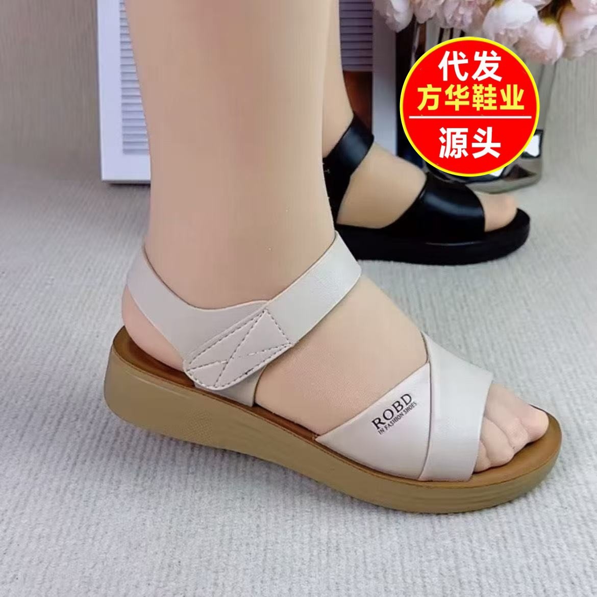 2026 zapatillas de verano para mujeres zapatos de verano suaves cómodos zapatos de madre ligeros antideslizantes zapatos de caminata para mujeres de mediana edad