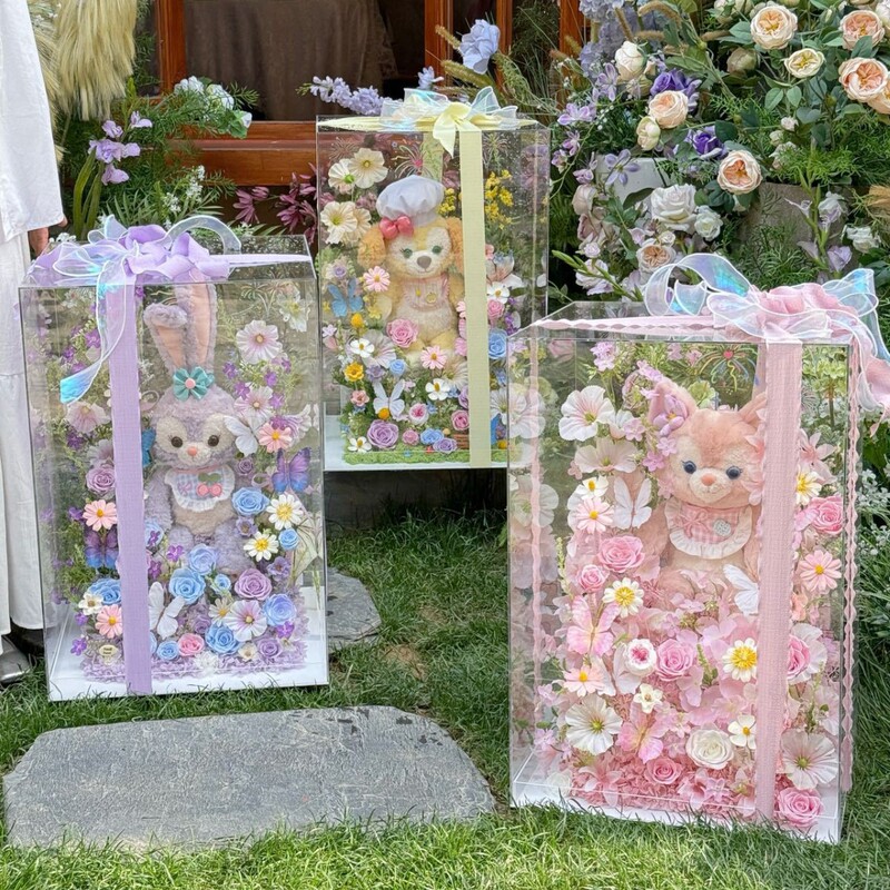 Directly from the Manufacturer, Eternal Flower Lina Belle Star Dew Cake Kitty Doll Flower Box Rose Gift Box Ornaments