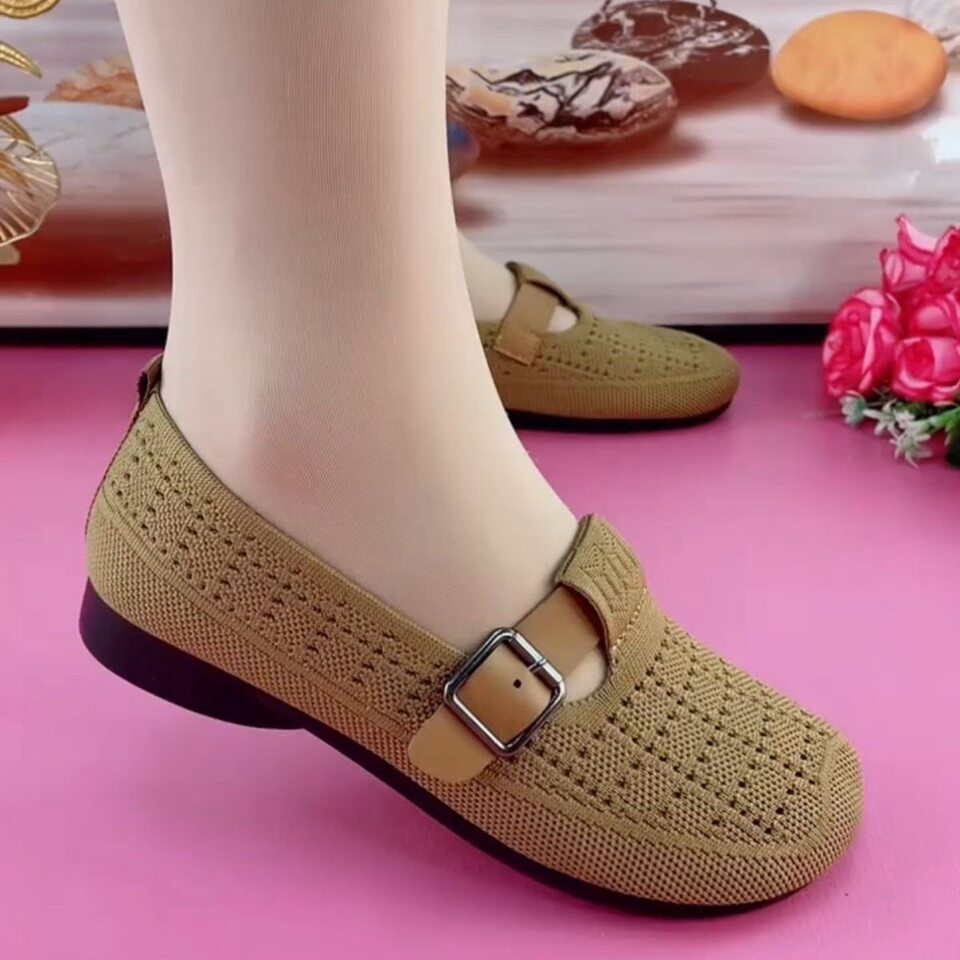 Giày lười nữ thân lưới dệt thoáng khí, đế mềm chống trượt, kiểu xỏ chân tiện lợi — A66 Giày nữ dệt flyknit - Màu nâu cà phê, A66 Giày nữ dệt flyknit - màu trắng kem