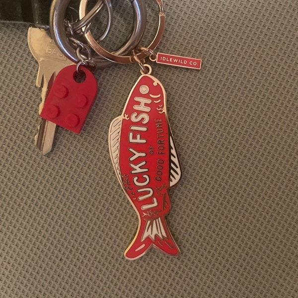 23g Weight Slip-on Clasp Closure Type Keychain Classification 1 Piece Quantity Daily Occasion Zinc alloy Material Letter, Fish Pattern Unisex Gender Cute Style Cute Letter Fish Zinc Alloy Unisex Slip-on Keychain 2