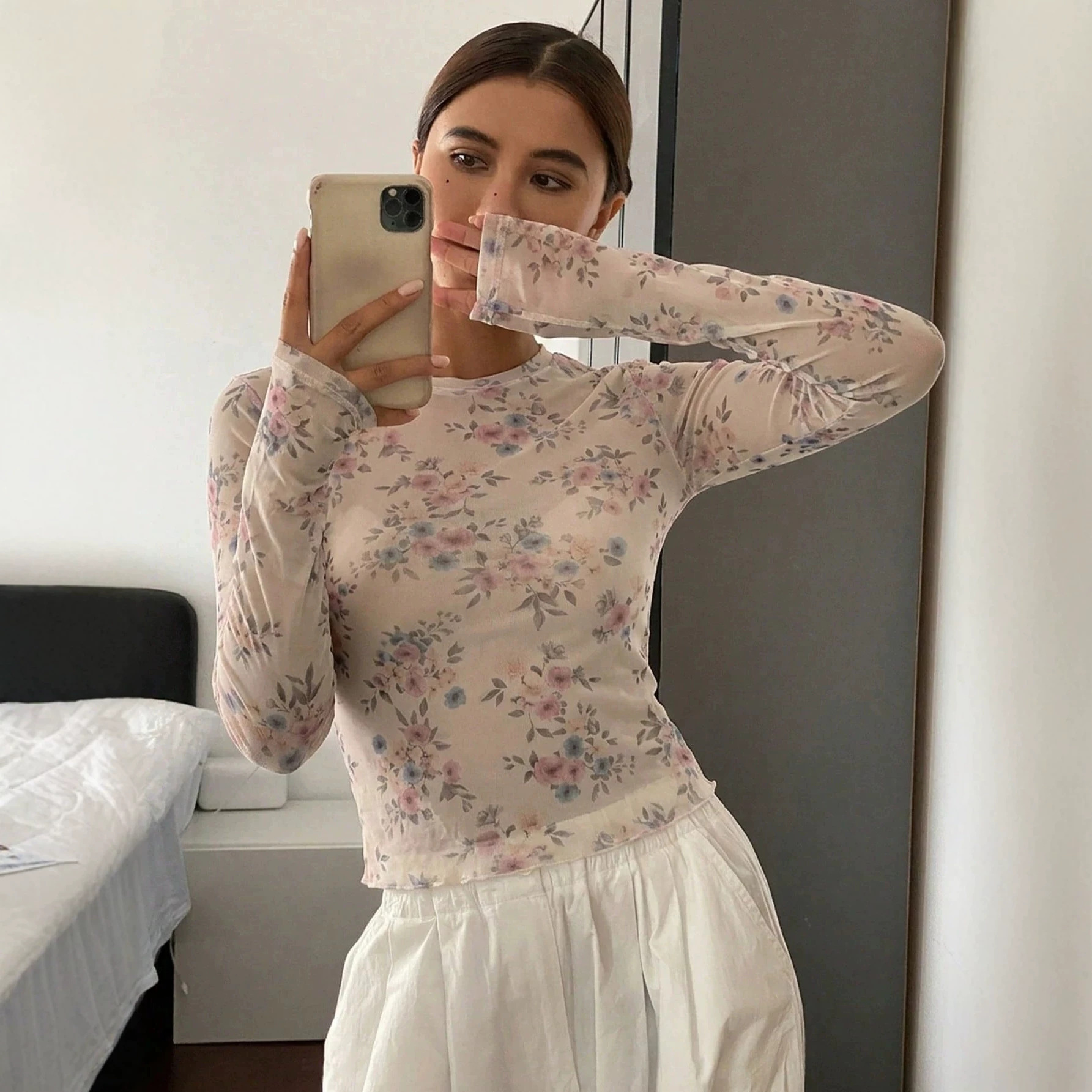 Comercio exterior 2026 otoño nuevo estilo de moda europea y americana de mujer cuello redondo impresión delgada ombligo malla larga camisa de manga larga mujer image 5