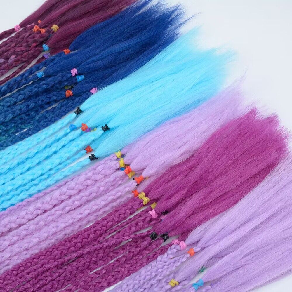 Trenza de tres hilos colorida Trenza sucia Africana Peluca de cola de caballo Color degradado Trenza pequeña Extensión de cabello de fibra química Trenza de 24 pulgadas en stock