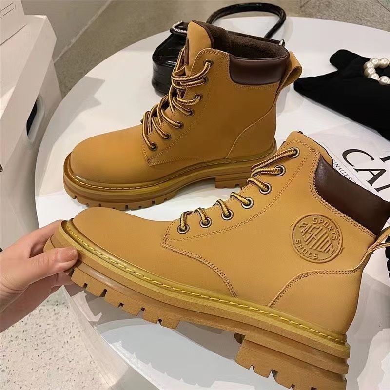Trendy Yellow Boots Martin Boots for Women 2025 Autumn New Small Thick-Soled Chunky Heel Retro Super Popular Street Short Boots