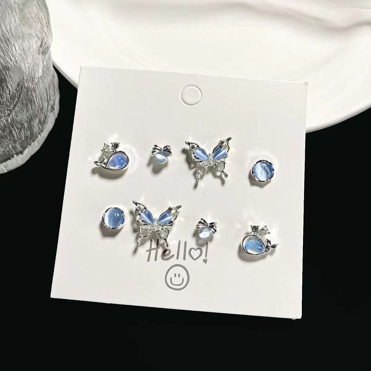2025年トレンドイヤリングセット レディース 新作 高級感 ニッチデザイン 蝶々イヤリングセット