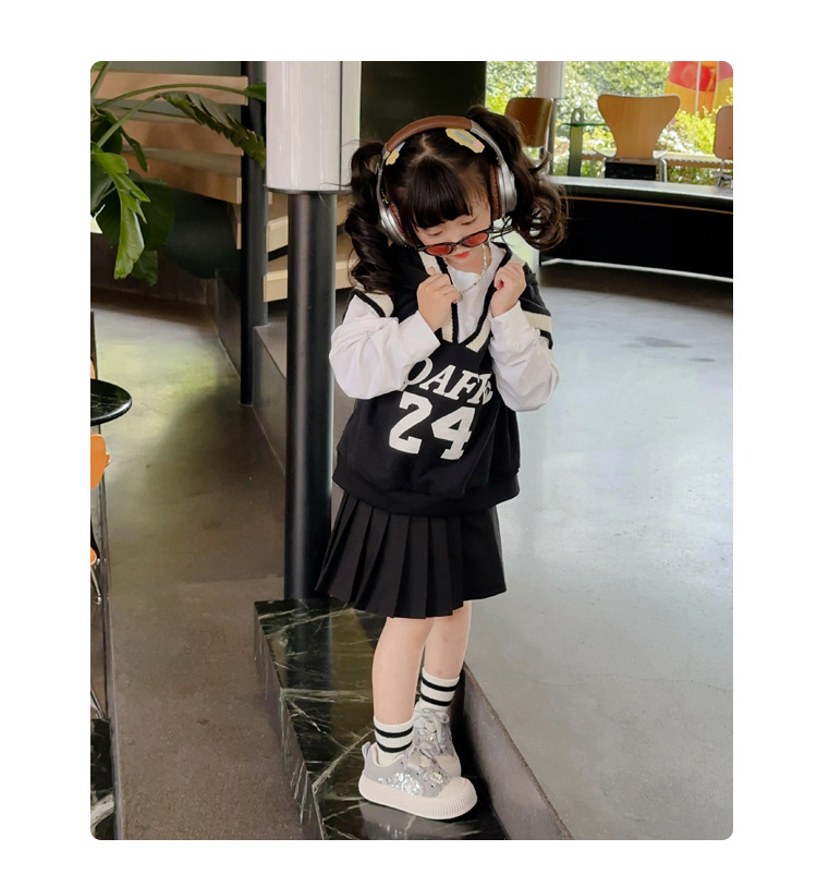 Girls Sneakers With Sequin And Heart Decorations For Toddlers_voghion.com