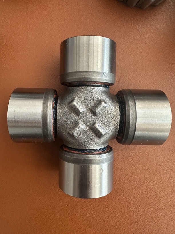 U & F Harbin Youfu cojinete 140 - 1160 - 0125 cuatro orificios lubricante articulación cardana eje cruzado