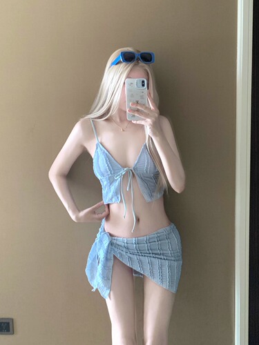 Swimwear set in 2025 trendy Instagram style, bikini set with pure desire, hot spring bath, Korean small bust swimming, high-end style swimwear