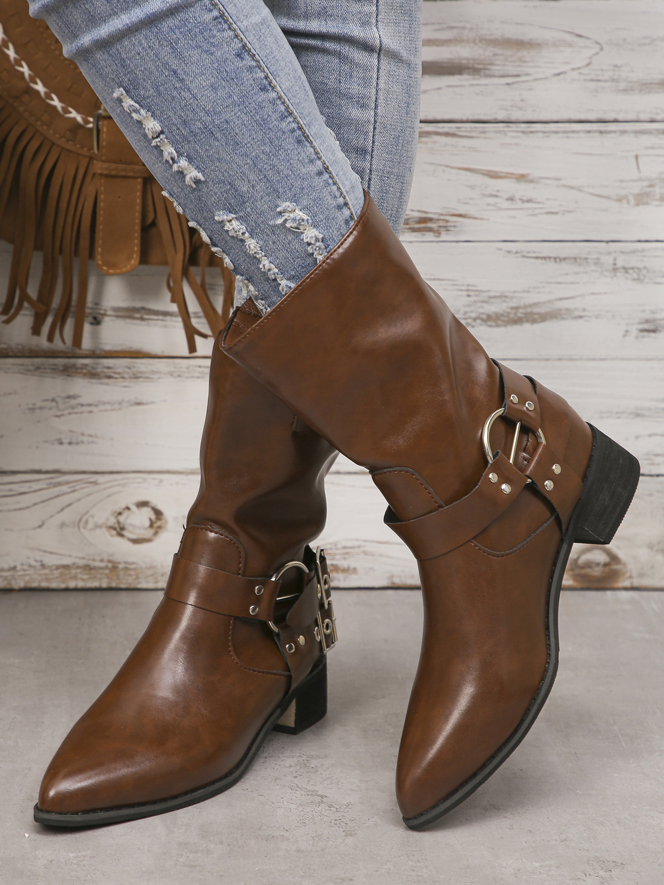 Damenschuhe Western-Cowboystiefel Damen Retro-Punk-Gürtelschnalle Martin-Stiefel Miu Home erhöhte geriebene braune Ritterstiefel mit mittlerer Röhre_voghion.com