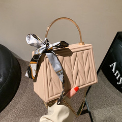 Bags for women 2023 new Korean style versatile silk scarf portable small square bag box bag pleated embroidery thread chain crossbody bag