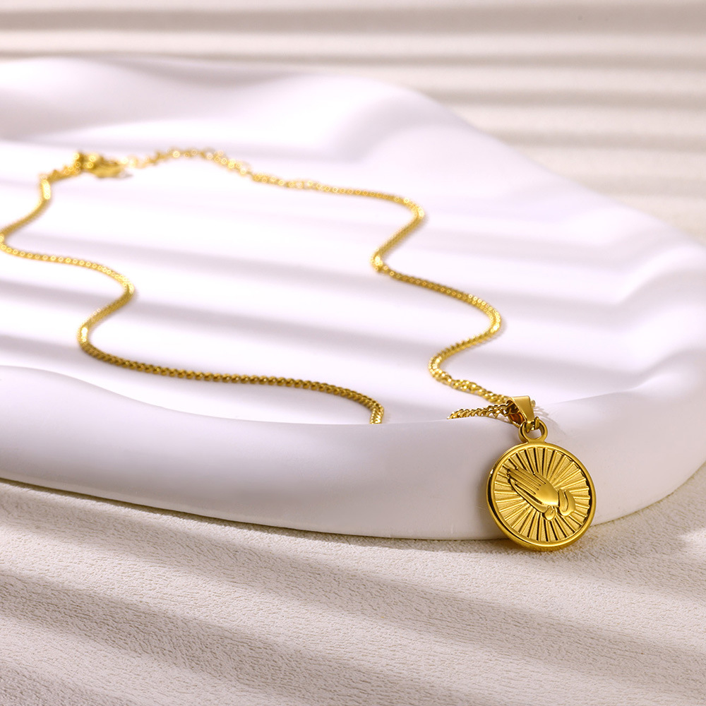 12g Weight 0.03µm-0.05µm Gold Plating Thickness PVD Coated Gold Plating Process Lobster Trigger Clasp Closure Clasp Closure Type Real Gold Plated Plating Material 304 Stainless Steel Pendant Material Stone-Free Inlay Material Pendant Necklace Classification 304 Stainless Steel Chain Material cable chain Chain Type 1 Piece Quantity Daily Occasion 304 Stainless Steel Material Geometric, Cross Pattern Unisex Gender Hip-Hop Style Waterproof Non Tarnish Craft PVD Coated Real Gold Plated 18K Gold Geometric Cross 304 Stainless Steel Hip-Hop Waterproof Non Tarnish 304 Stainless Steel Lobster Trigger Clasp Closure Pendant Necklace 7