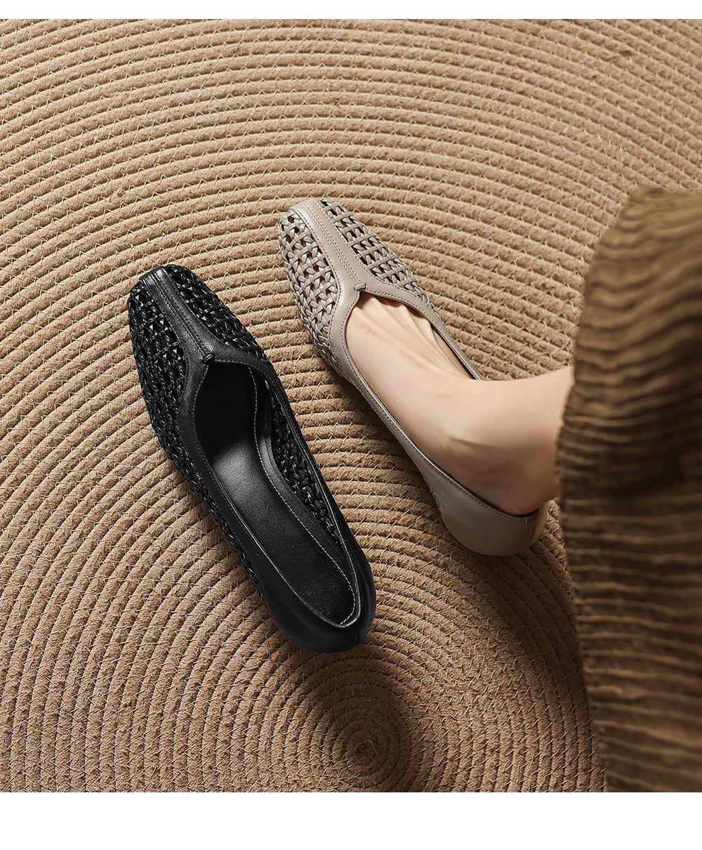 Giày sandal nữ mũi vuông gót thấp 3 cm da cừu hở bên — đen chi tiết 2