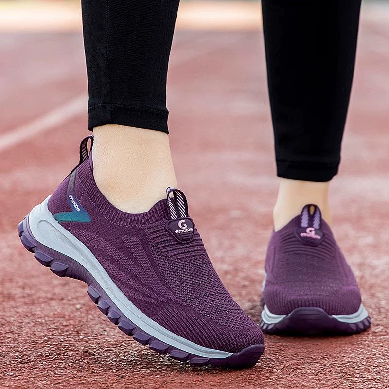 Старые пекинские туфли из ткани женские туфли мамы весной и летом новые удобные средние и пожилые кроссовки противоскользящие мягкие кроссовки для пожилых людей