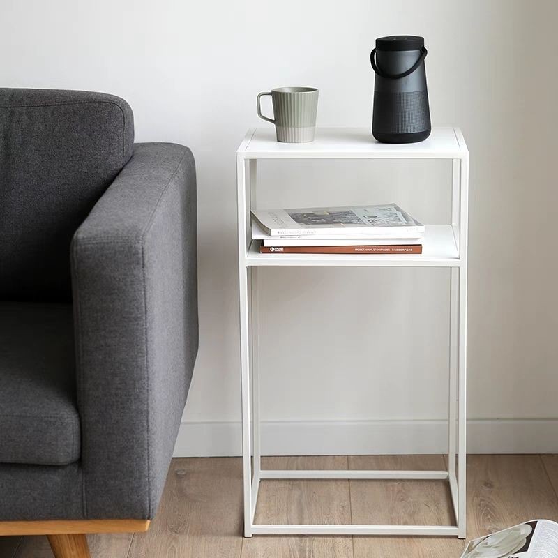 Mesa de esquina moderna, mesa de centro, apartamento pequeño, sofá lateral, habitación cuadrada, sofá pequeño, habitación de dormitorio, sofá lateral