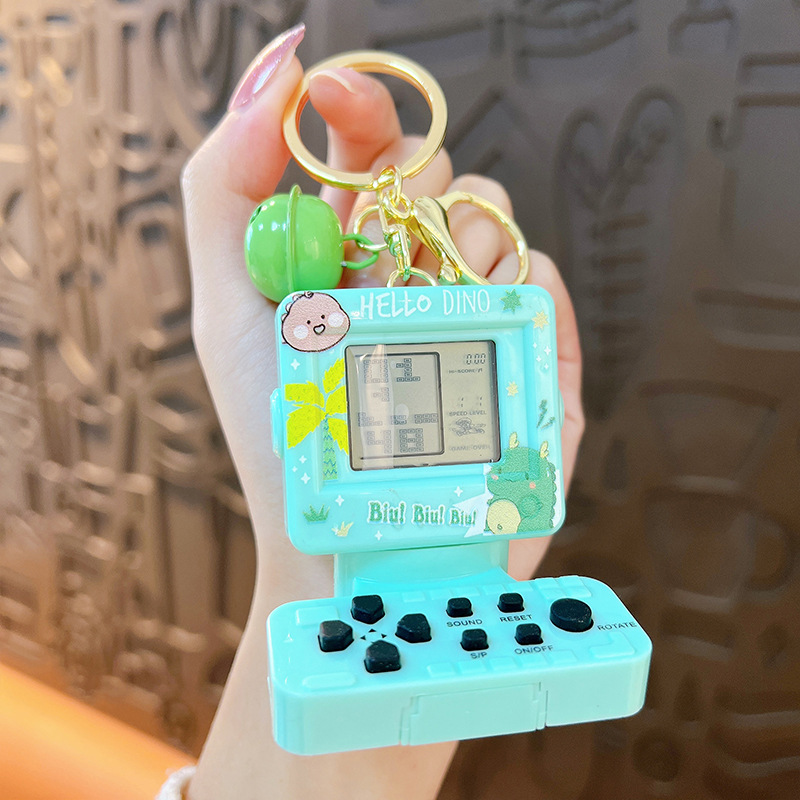 クリエイティブハンドヘルドロシアブロックゲーム機キーホルダー携帯バッグアクセサリー玩具プレゼント卸売り