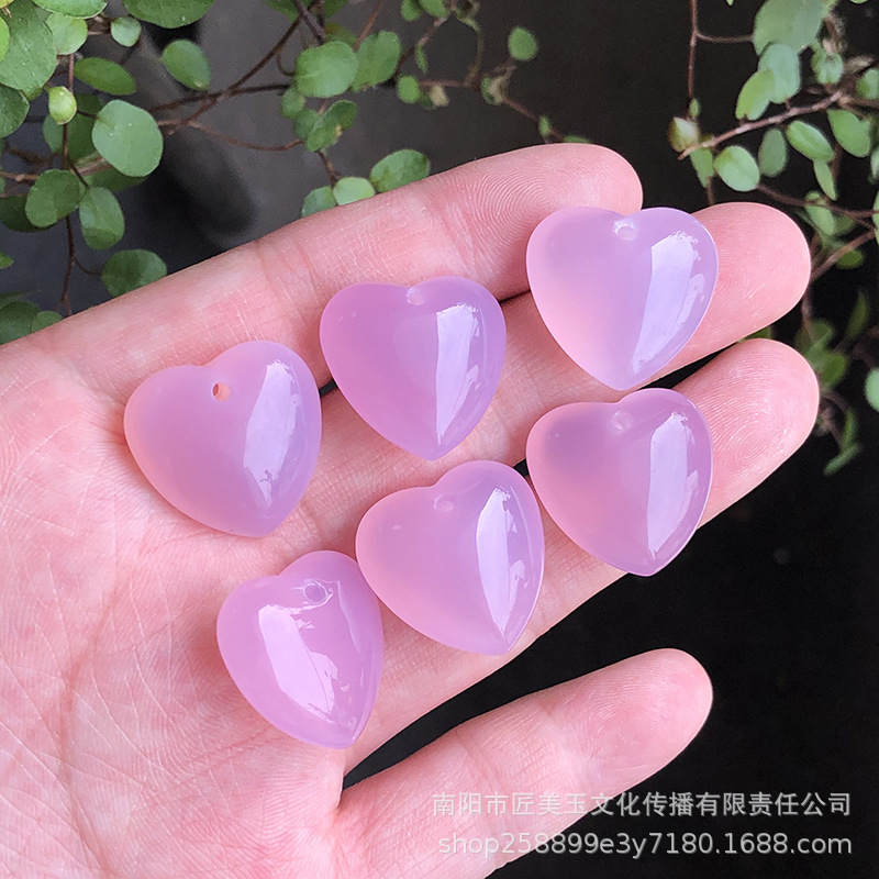 天然巴西冰透粉玛瑙爱心玉石小吊饰DIY饰品散件心形吊坠挂件批发