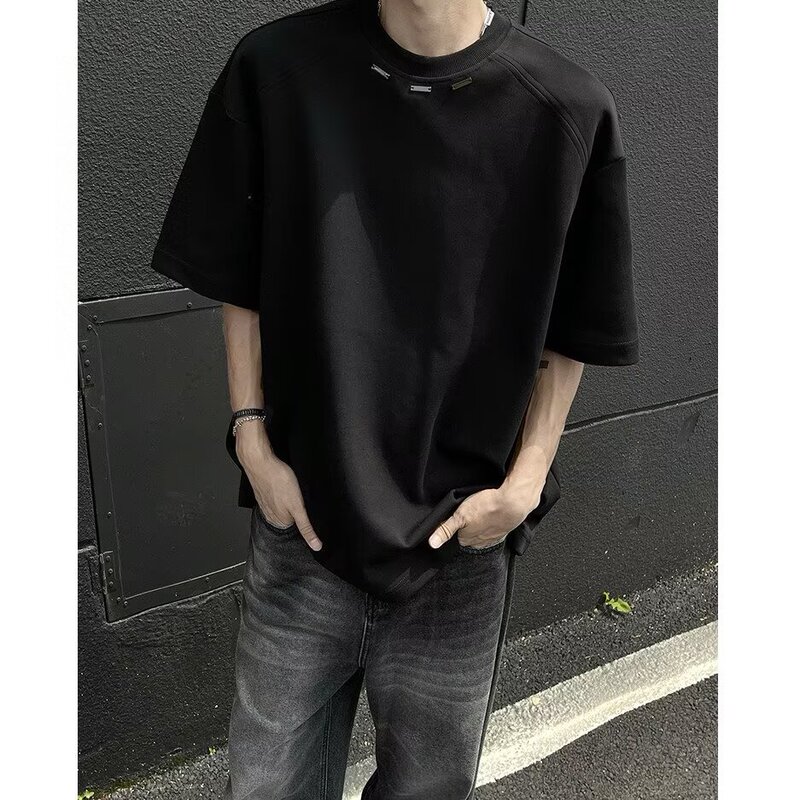 American-Style Small Neckline Men's T-Shirt with Metal Buckle, Deconstructed Trendy Brand Short-Sleeve, Niche Design with a High-End Feel