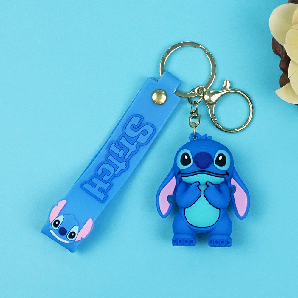 Llavero de caricatura Stitch resinado, colgante adorable para pareja, regalo festivo.