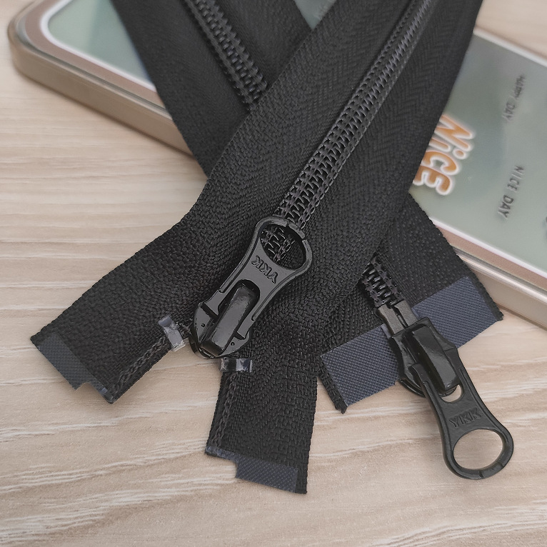 YKK正品5号黑色尼龙杏仁片双开尾上下拉拉链