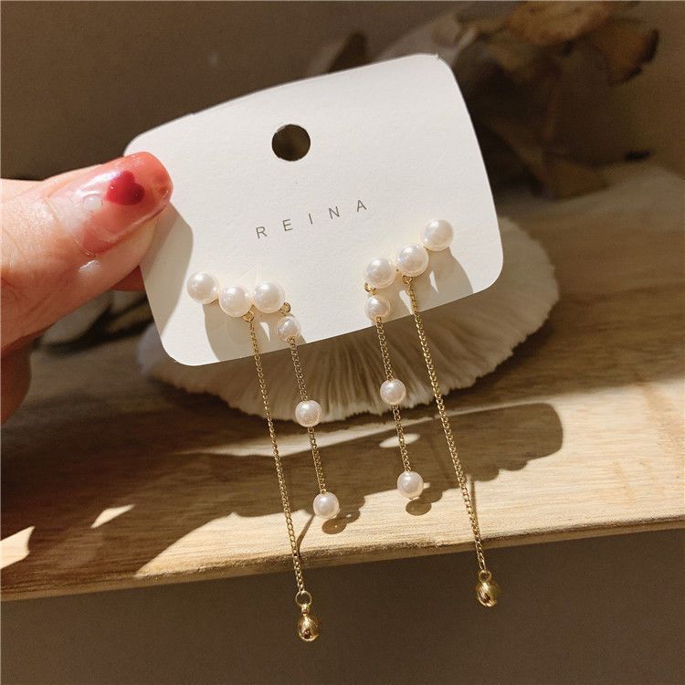 Pendientes de mariposa plisados de circón con aguja de plata Pendientes pequeños y frescos de moda simple Pendientes ligeros de lujo de alta gama al por mayor