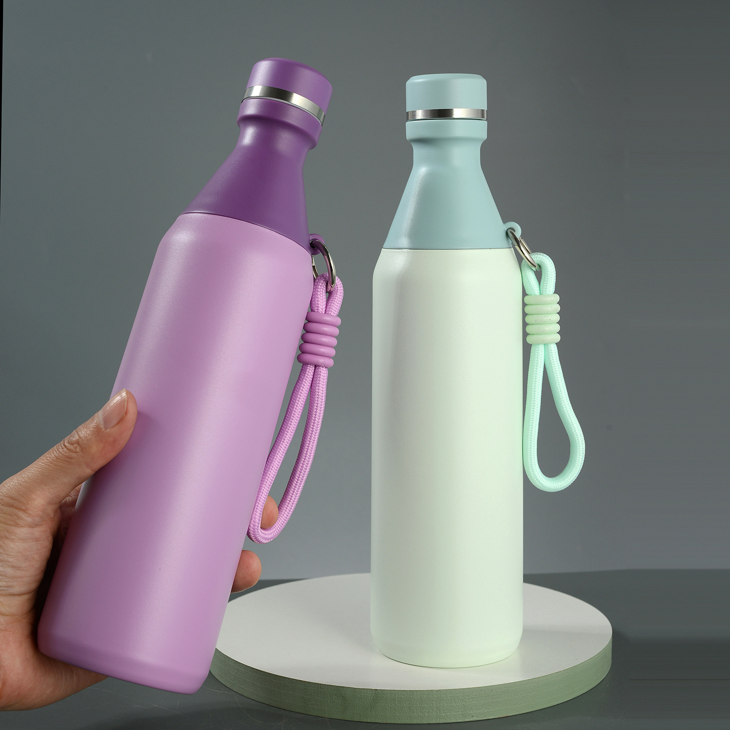 Amazon American Small Boca Cola Botella de agua deportiva portátil al aire libre Creativo Simple Taza de aislamiento de acero inoxidable 304
