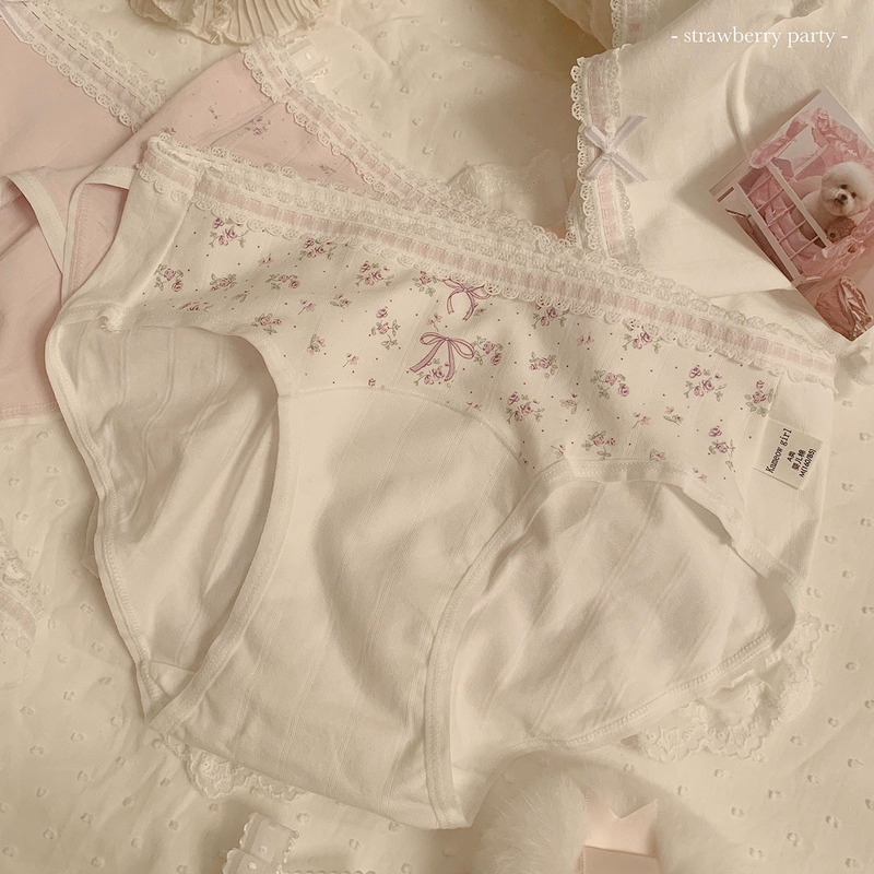 Sweet Strawberry Party 10A Antibacterial Girl Pure Desire Extended Crotch Women's Underwear 2025 New Model