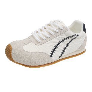 [Chao Bunan] super caliente dulce pequeño lindo ~ pequeña cabeza inclinada dentro de la altura de los zapatos deportivos casuales de entrenamiento de la mujer zapatos Gump