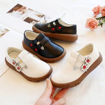 Children&#39;s shoes soft sole Princess shoes Western style cowhide new pattern Versatile non-slip spring and autumn children leather shoes Flower Sandals