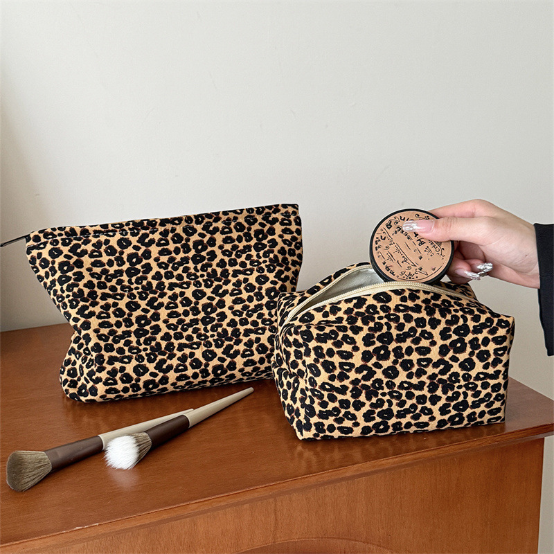 Canvas Bag Ins High-end Feeling Accompanying Gift Bag Cosmetics Storage Bag Handbag Women's Hand Bag Pencil Bag Wash Bag