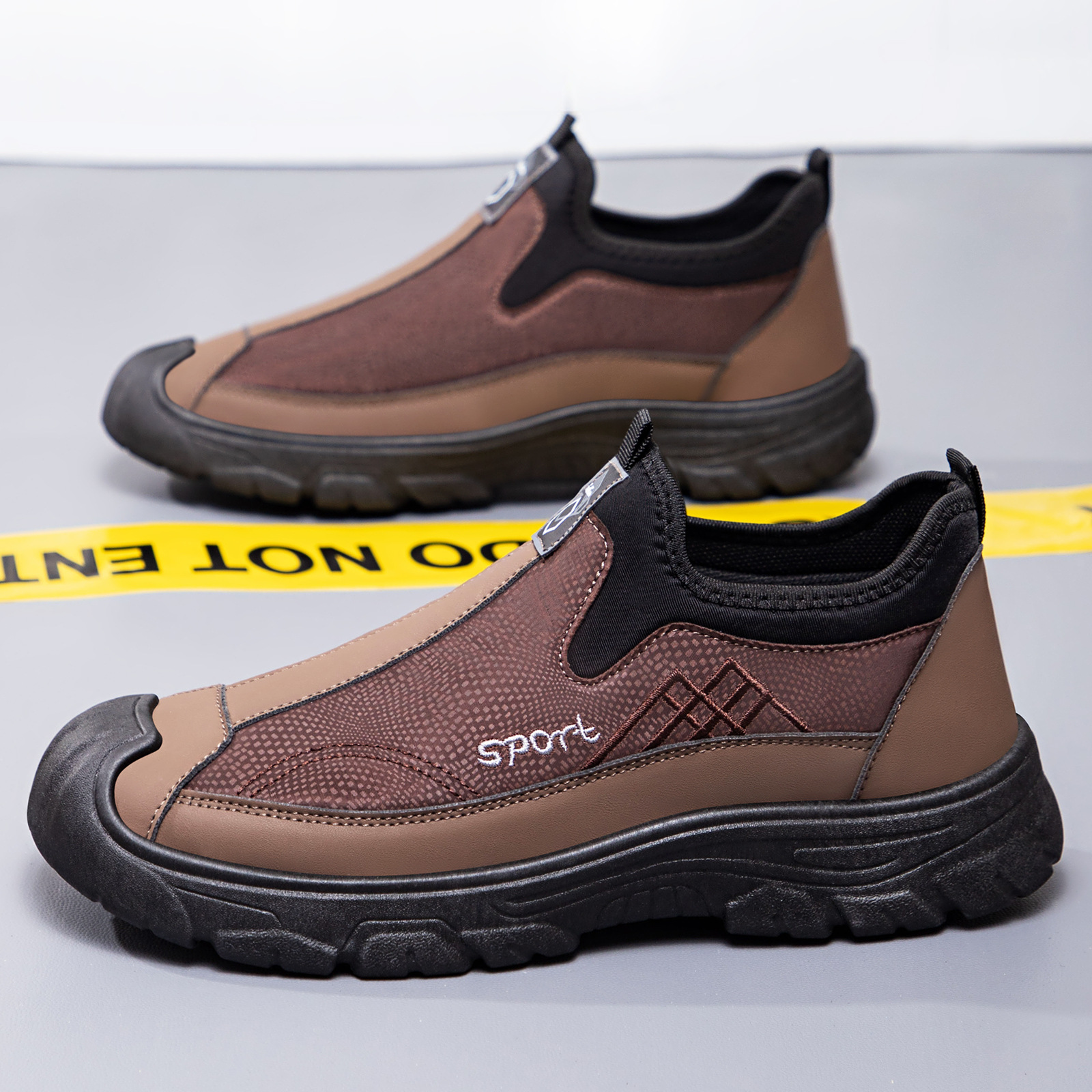 Zapatos de hombre primavera zapatos casuales superficiales zapatos de zapato único con suela blanda zapatos de suela gruesa cómodos al aire libre zapatos de papá