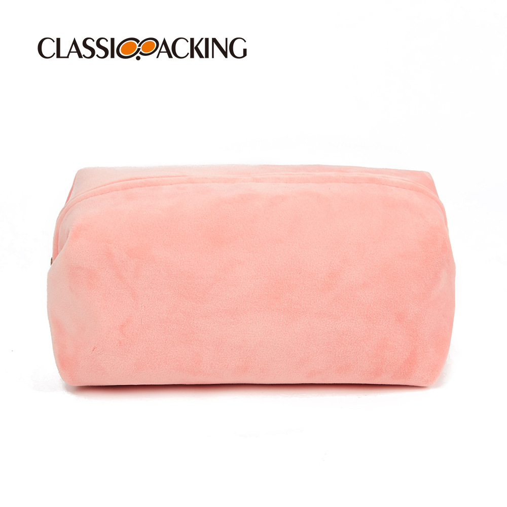 2023 Otoño e Invierno Nueva franela bolsa de cosméticos corazón de la niña estilo japonés y coreano ins suministros de belleza bolsa de almacenamiento con logotipo