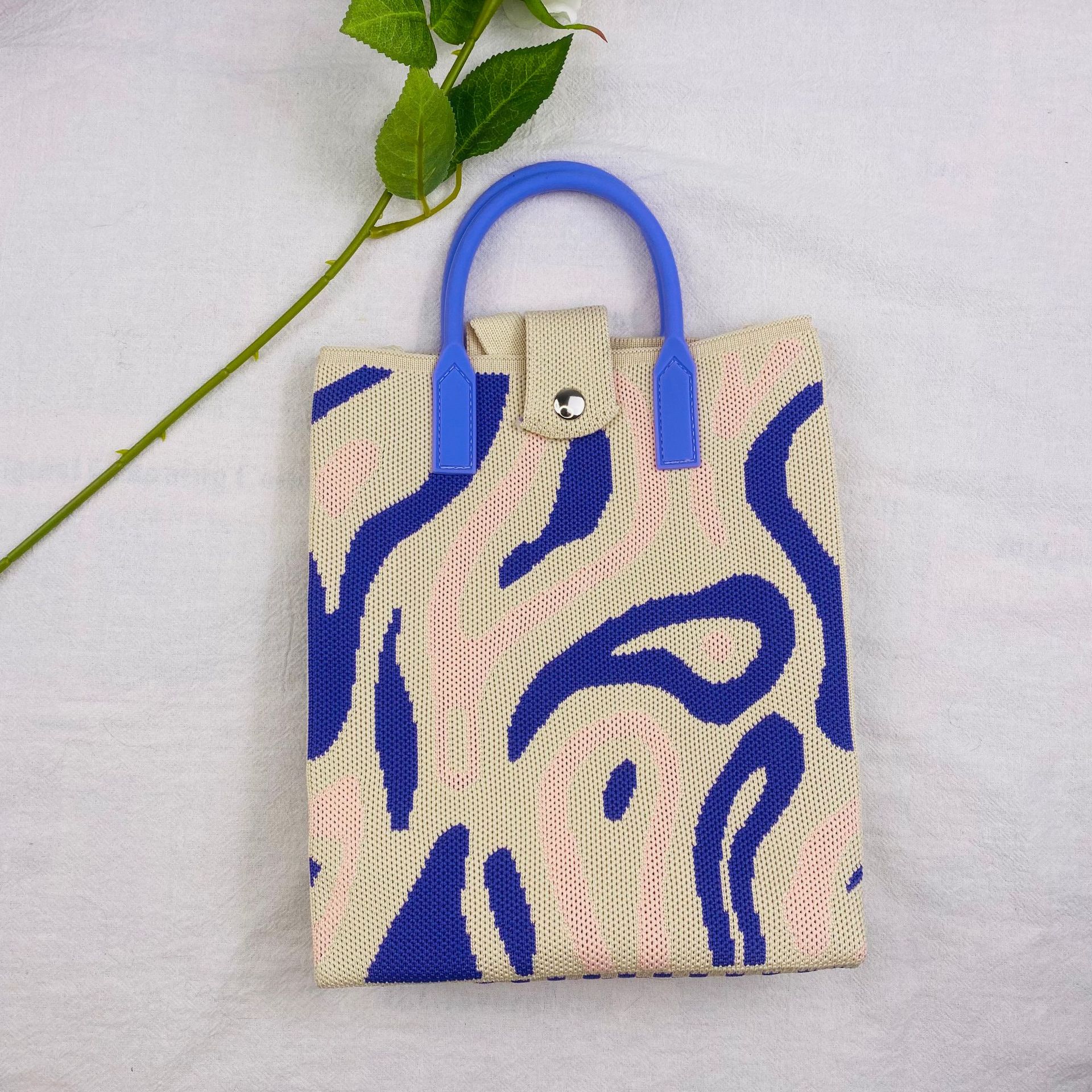 워터 패턴 베이지