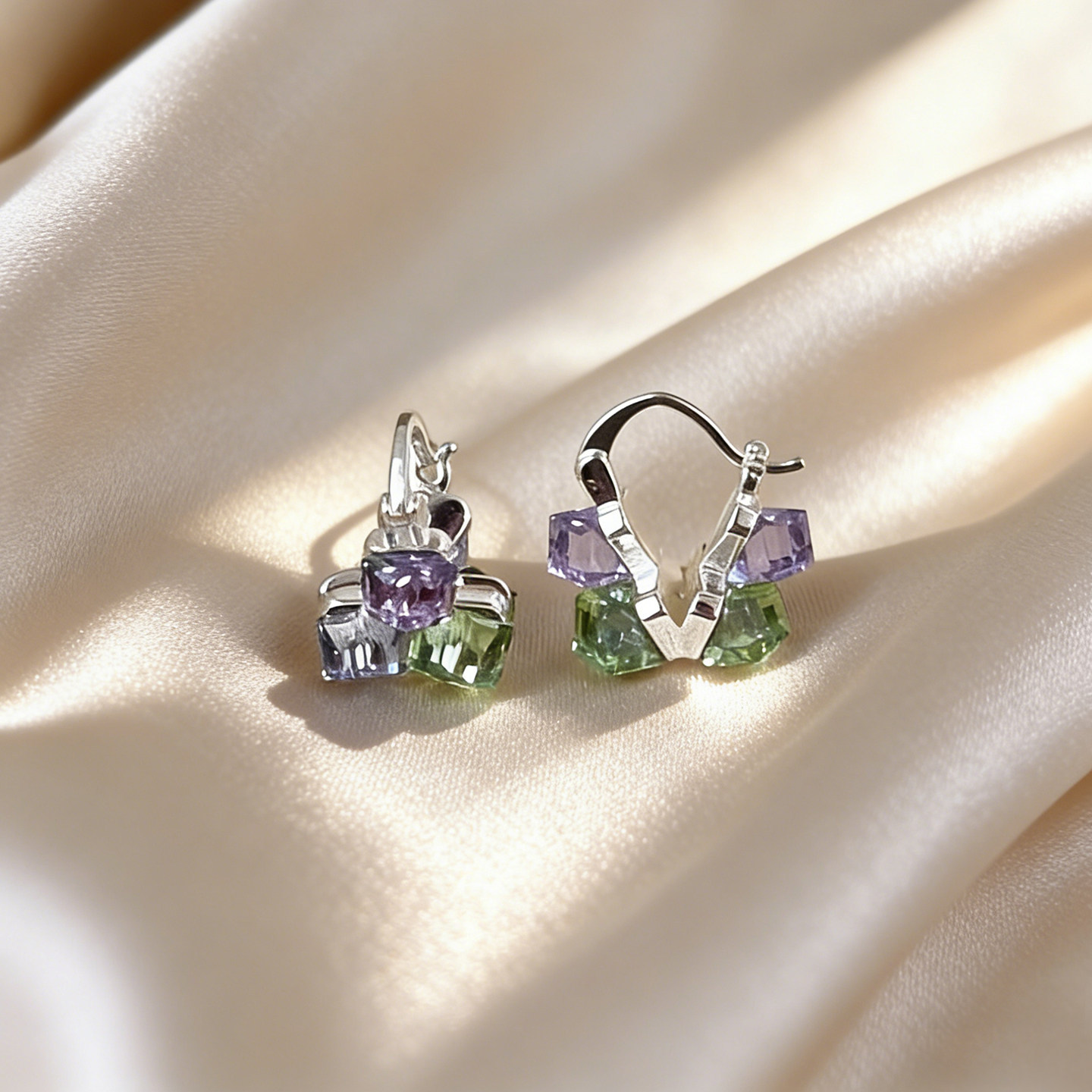 Geometric design fashionable earrings