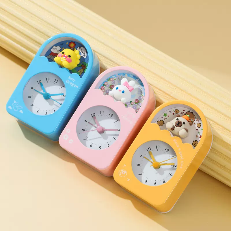 小学生可爱ins高颜值桌面时钟迷你卡通公仔起床神器静音儿童闹钟