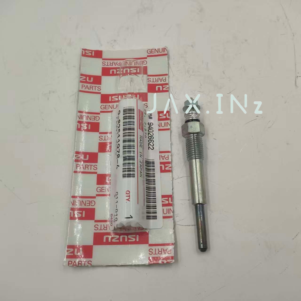 Isuzu C240 Engine Original Glow Plug 9-82511978-4 for Construction Machinery Forklifts and Excavators