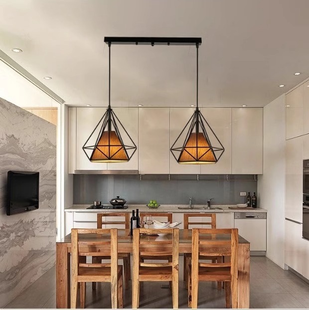 Restaurante nórdico retro retro nostálgico simple loft personalidad comedor colgante bar arte diamante hierro forjado lámparas de tres extremos