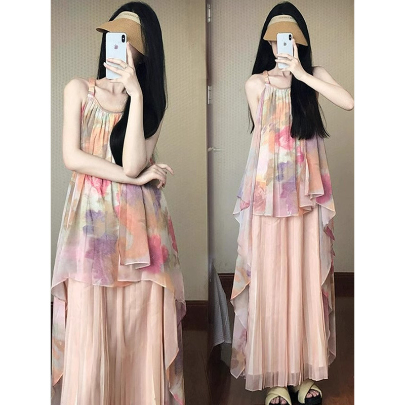 法式氛围感油画吊带连衣裙女夏季2025新款海边度假气质网纱沙滩裙