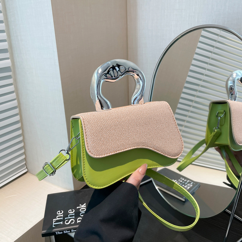 Bolso para mujeres 2025 primavera nuevo nicho de diseño de moda moda personalidad bolso de mano moda ocio mochila de hombro