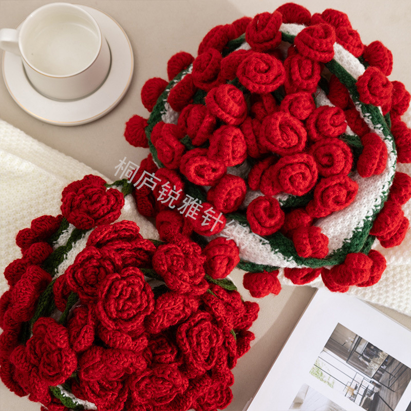 完成したバラの花束ブランケット、昼寝ブランケット、ガールフレンドへのバレンタインデーギフト、99個の花ブランケット、バラの花ブランケット|undefined