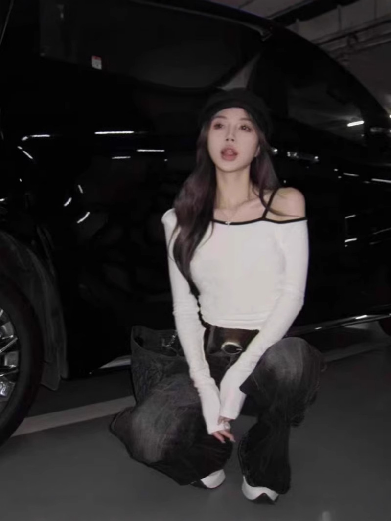 스파이스 걸스 긴팔 티셔츠 여성용 봄과 가을 슬림 핏 디자인 틈새 스파이스 걸스베이스 셔츠 흑백 대비 컬러 탑